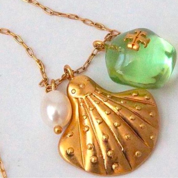 🆕 Tory Burch Sea Of Dreams Charm Pendant Necklace - Picture 11 of 15